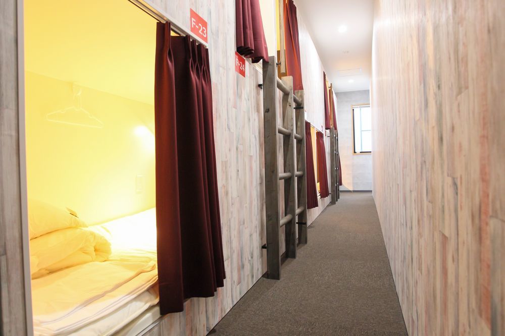 Gate 80 Hostel Osaka Exterior photo