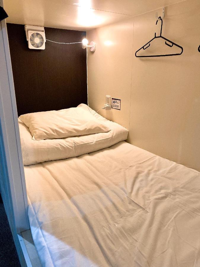 Gate 80 Hostel Osaka Exterior photo