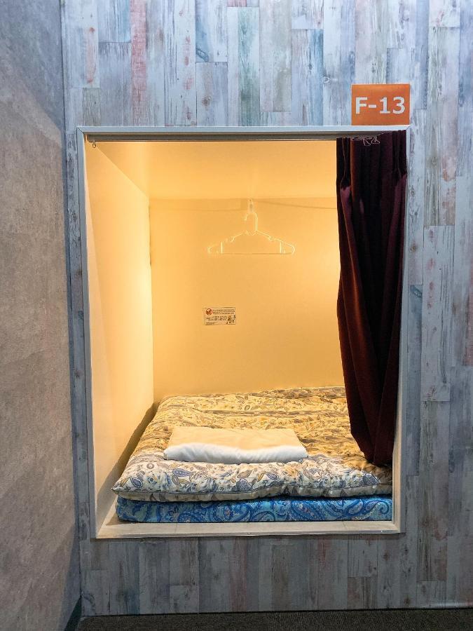 Gate 80 Hostel Osaka Exterior photo